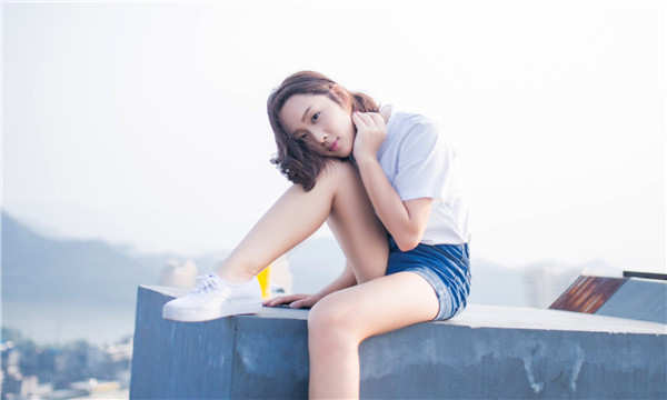 曲松在供卵试管助孕生子中心，圆不孕不育家庭的生育梦想