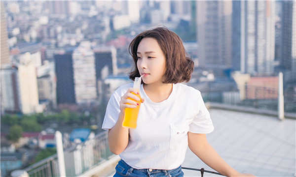 曲松关于试管代生助孕多少钱的详尽分析与指导